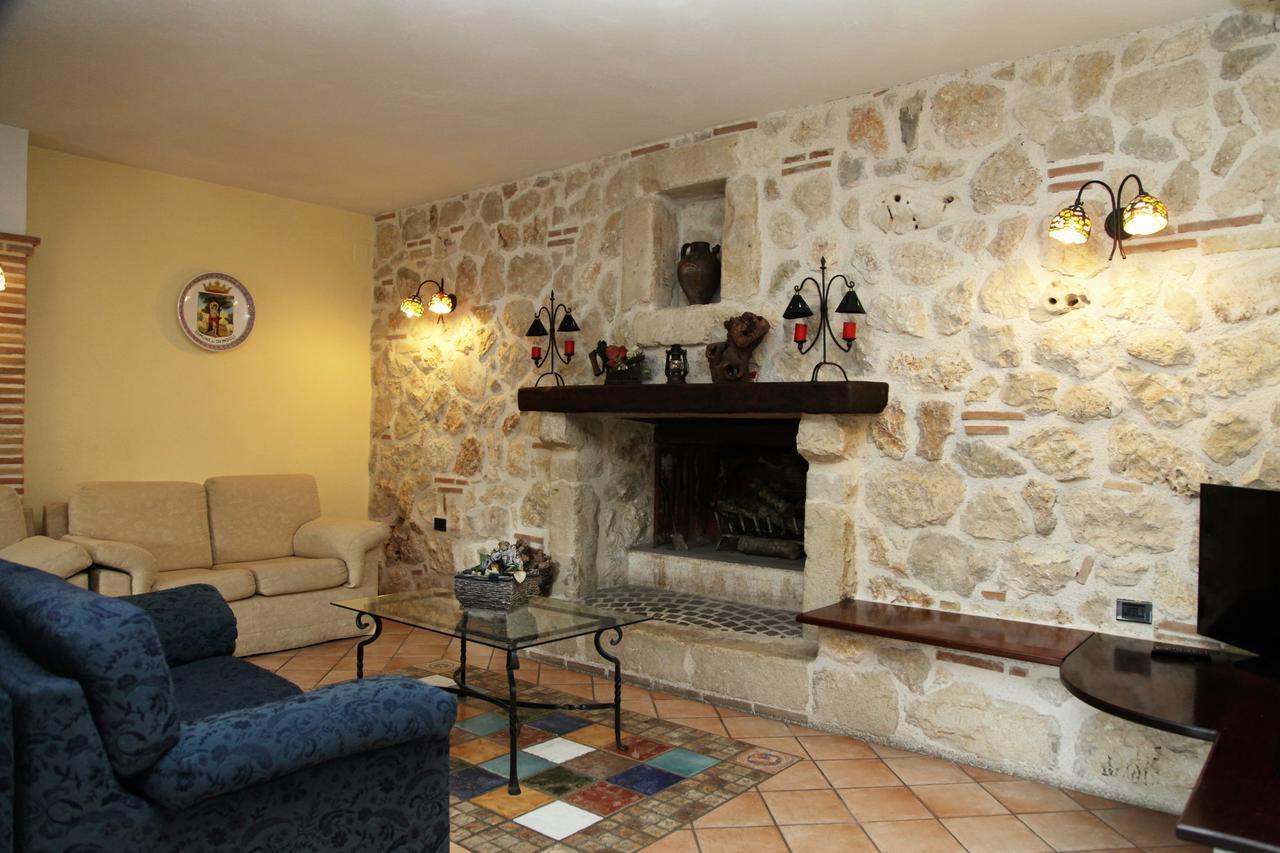 Hotel Il Ghiro Ovindoli Esterno foto